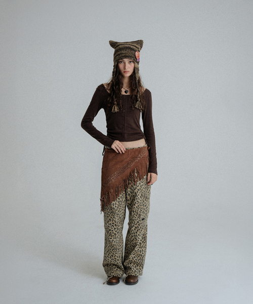 SUNDAY FRUIT MARKET(サンデーフルーツマーケット)の「SUNDAY STRING LS TEE BROWN(Tシャツ/カットソー・レディース・その他・S)」の6枚目の写真