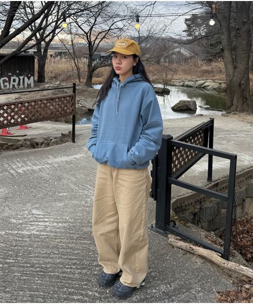 EASTGATE(イーストゲート)の「ピグメントコンパクトフードパーカー ティルグリーン(パーカー・レディース・その他・SMALL/MEDIUM/LARGE/X-LARGE)」の11枚目の写真