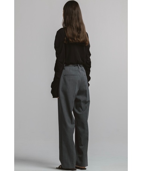 CINOH（チノ）の「SHEF enso SHEER LONG SLEEVE TOP（Tシャツ/カットソー・レディース・ブラック・38）」の10枚目の写真