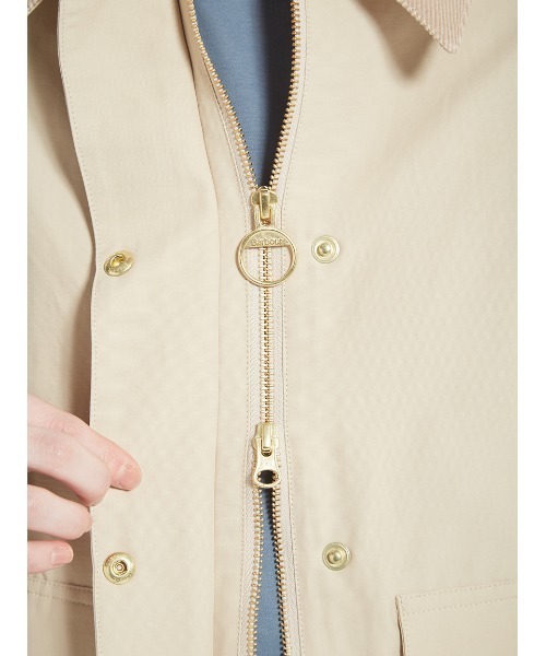 Barbour(バブアー)の「【COALVILLE / コールヴィル】ショート ジャケット Japan Exclusive(レディース)(その他アウター・レディース・ベージュ/ライトベージュ/チャコールグレー・MEDIUM/SMALL)」の13枚目の写真