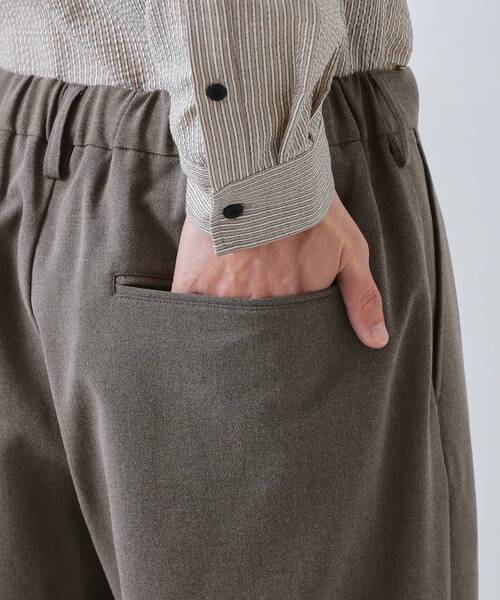 THE SHOP TK (ザ ショップ ティーケー )の「【半歩先のオシャレ】バレルレッグ パンツ 洗濯機OK(その他パンツ・メンズ・ダークグレー/ブラック・04/03/02)」の18枚目の写真