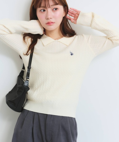 U.S. POLO ASSN.(ユーエスポロアッスン)の「【U.S. POLO ASSN./ユーエスポロアッスン】ワンポイントロゴ刺繍 ステンカラー ケーブルニット(ニット/セーター・レディース・イエロー/アイボリー/ブラック/サックスブルー・L/M/LL)」の6枚目の写真