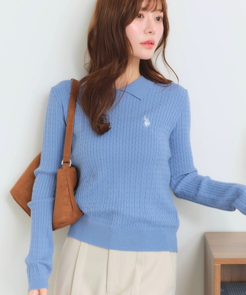 U.S. POLO ASSN.(ユーエスポロアッスン)の「【U.S. POLO ASSN./ユーエスポロアッスン】ワンポイントロゴ刺繍 ステンカラー ケーブルニット(ニット/セーター・レディース・イエロー/アイボリー/ブラック/サックスブルー・L/M/LL)」の19枚目の写真