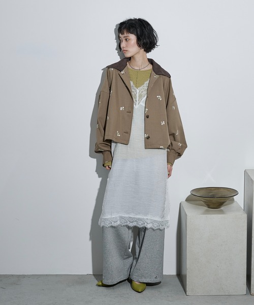 THE YOn（ザヨン）の「レース切替シアーキャミチュニック（ワンピース・レディース・ライム/オフホワイト/チャコールグレー・FREE）」の4枚目の写真