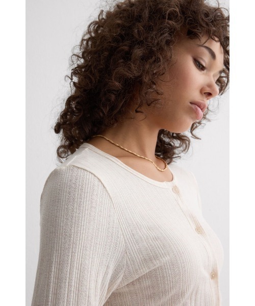 Intimissimi(インティミッシミ)の「Sweet Pointelle カーディガン(カーディガン/ボレロ・レディース・オフホワイト・S/M/L)」の3枚目の写真