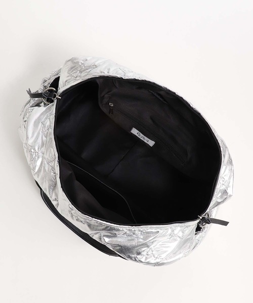 Cepica（セピカ）の「牛革×星キルティングBIGボストン（ボストンバッグ・レディース・シルバー・FREE）」の11枚目の写真