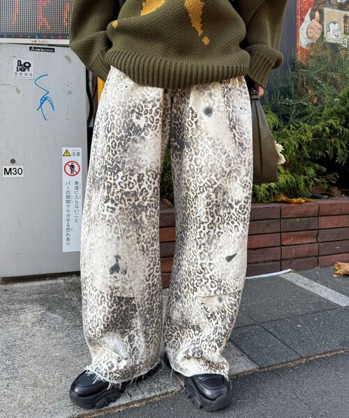 CIAOPANIC（チャオパニック）の「【ANTI WARP /アンチワープ】切替カーブワイドデニム（デニムパンツ・レディース・ブラウン/ブラック・MEDIUM/LARGE）」の2枚目の写真