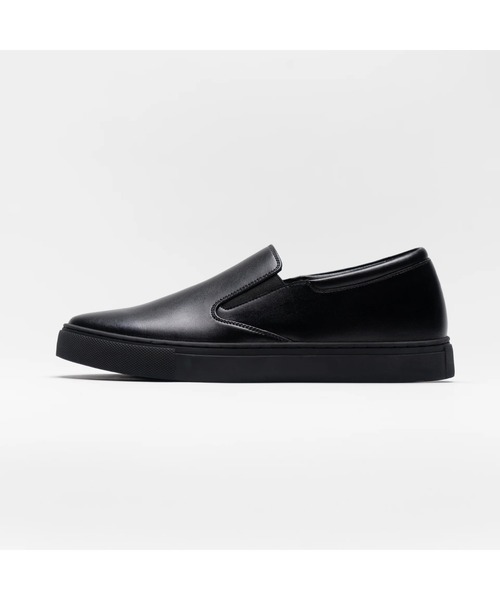 FILLIN(フィルイン)の「CLASSIC SLIP-ON(スリッポン・メンズ・ブラック×ホワイト/ホワイト/ブラック・25㎝/28cm/27cm/26cm/24㎝/23㎝)」の1枚目の写真