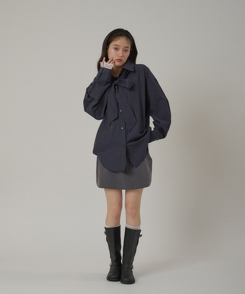 MUHET(ミュエータ)の「multiway ribbon tie lace shirt / マルチウェイレース付きリボンシャツ(シャツ/ブラウス・レディース・ベージュ/ネイビー/ピンク/ライトブルー・FREE)」の13枚目の写真
