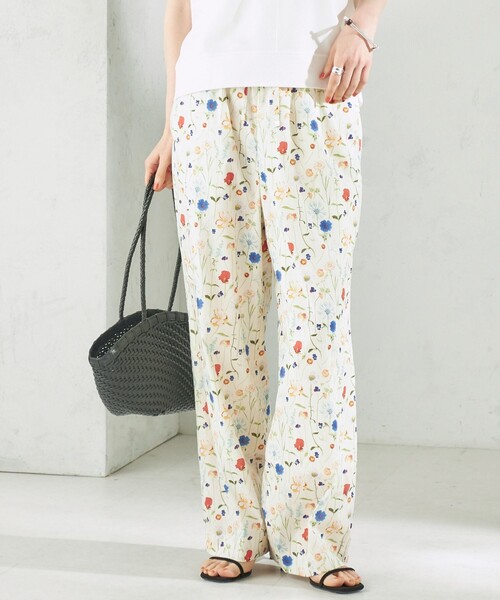 LIBERTY(リバティー)の「〈手洗い可能〉LIBERTY プリント パンツ(その他パンツ・レディース・ダークブルー/オフホワイト・ONE SIZE)」の2枚目の写真