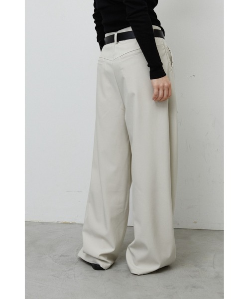 ANF.MUU（アンフムー）の「ストレッチカーブパンツ（その他パンツ・レディース・アイボリー/ブラック・MEDIUM/LARGE）」の18枚目の写真