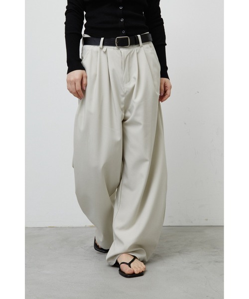 ANF.MUU（アンフムー）の「ストレッチカーブパンツ（その他パンツ・レディース・アイボリー/ブラック・MEDIUM/LARGE）」の15枚目の写真