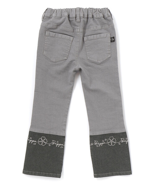 BeBe Petits Pois Vert（ベベプチポワヴェール）の「【店舗限定】配色刺しゅう切り替えストレッチデニムパンツ（デニムパンツ・キッズ・グレー系その他/ブルー系その他・100cm/130cm/140cm/120cm/150cm/110cm）」の9枚目の写真
