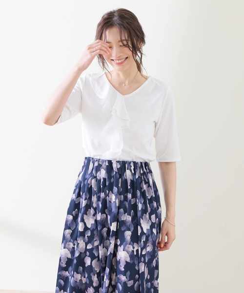 GLACIER lusso(グラシアルッソ)の「アシメフリルトップス(Tシャツ/カットソー・レディース・サックスブルー/ブラック/ホワイト/ライトグレー・L/LL/S/M)」の9枚目の写真