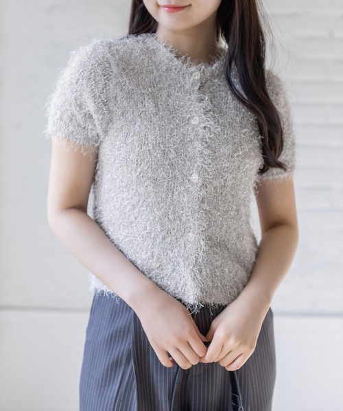 clear（クリア）の「ラメシャギー半袖ニットカーディガン（カーディガン/ボレロ・レディース・ピンク/アイボリー/グレー・F）」の2枚目の写真