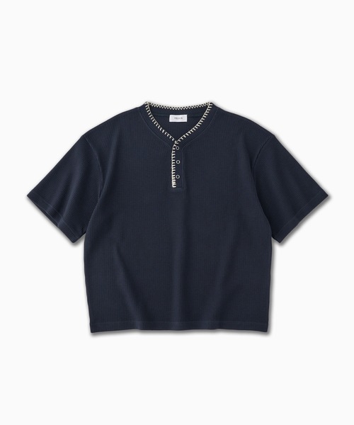 VELNUS(ベルナス)の「【VELNUS】Quick-Dry & Anti-Bacterial Deodorant Hand-Stitch V-Neck Waffle Henley Short-Sleeve T-Shirt/〈吸水速乾・抗菌防臭〉ハンドステッチVネックワッフルヘンリーネック半袖Tシャツ(Tシャツ/カットソー・メンズ・ネイビー/グレー・S/L/M)」の13枚目の写真