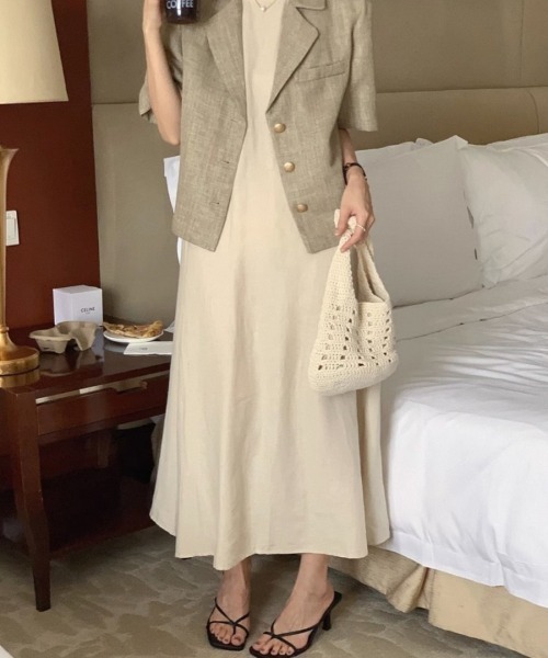 Flugge(フラッジー)の「バックスリットノースリーブワンピ(ワンピース・レディース・アイボリー/ブラック・MEDIUM/LARGE)」の18枚目の写真