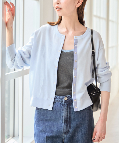 U by SPICK&SPAN（ユーバイスピックアンドスパン）の「ウォッシャブルドットボタンニットカーディガン（カーディガン/ボレロ・レディース・ホワイト/ブラウン/サックスブルー・FREE）」の17枚目の写真