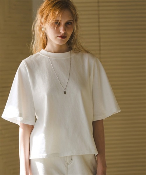 Maison INNESS（メゾンアイネス）の「綿１００％バスク素材ベルスリーブプルオーバー（Tシャツ/カットソー・レディース・モカ/オフホワイト/ブラック・5L/4L/3L/LL/L/M/S）」の4枚目の写真