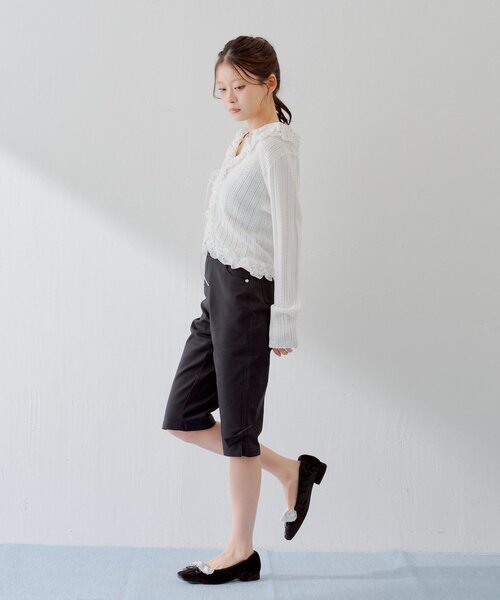 Chico（チコ）の「【SALON by Chico】リボン取り外しサイドスリットカプリパンツ（その他パンツ・レディース・ネイビー/ブラック・FREE）」の16枚目の写真