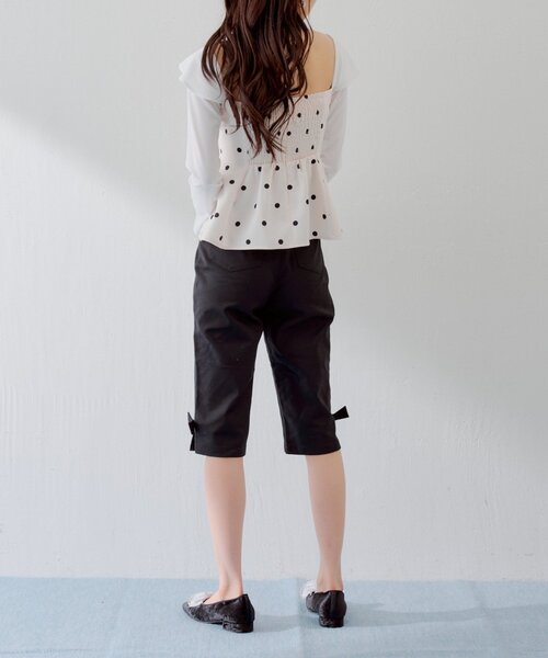 Chico（チコ）の「【SALON by Chico】リボン取り外しサイドスリットカプリパンツ（その他パンツ・レディース・ネイビー/ブラック・FREE）」の10枚目の写真