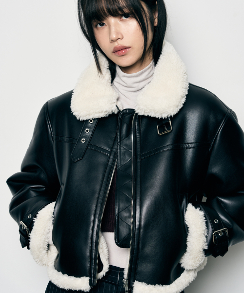 LEATHERY（レザリー）の「オブリークオーバーサイズレザームートンジャケット[ブラック]（ムートンコート・レディース・その他・FREE）」の4枚目の写真
