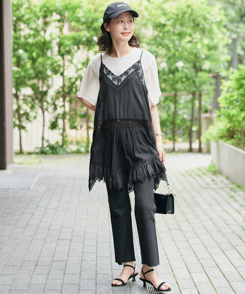 SLOBE IENA(スローブイエナ)の「《追加》リバーレースキャミワンピース(ワンピース・レディース・ホワイト/ブラック・FREE)」の3枚目の写真