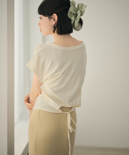 LAULEN（ローレン）の「back ribbon french sleeve tops /バックリボンフレンチスリーブトップス（Tシャツ/カットソー・レディース・アイボリー/ブラック・FREE）」の3枚目の写真