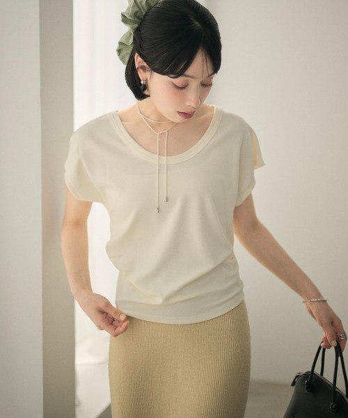 LAULEN（ローレン）の「back ribbon french sleeve tops /バックリボンフレンチスリーブトップス（Tシャツ/カットソー・レディース・アイボリー/ブラック・FREE）」の4枚目の写真