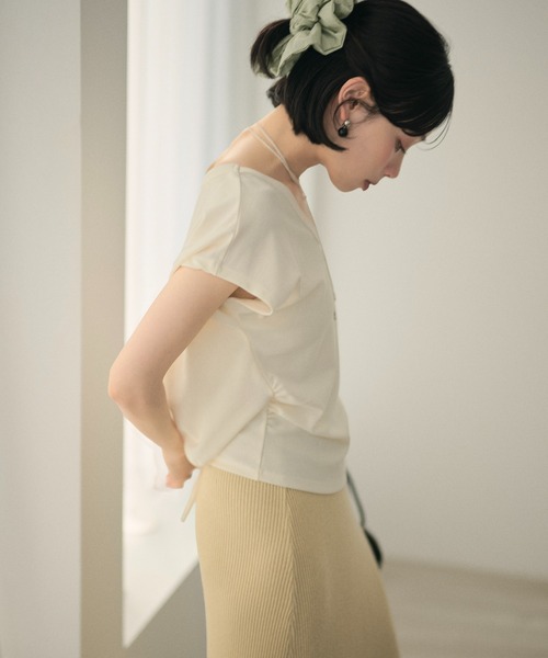 LAULEN（ローレン）の「back ribbon french sleeve tops /バックリボンフレンチスリーブトップス（Tシャツ/カットソー・レディース・アイボリー/ブラック・FREE）」の5枚目の写真