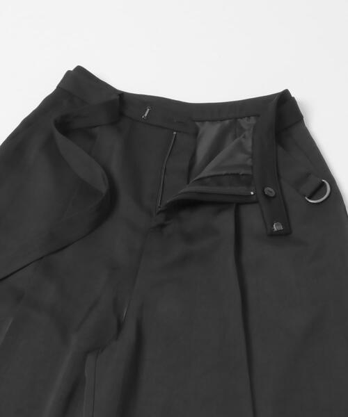 URBAN RESEARCH ROSSO WOMEN(アーバンリサーチ ロッソ)の「スラブサテンハーフパンツ(その他パンツ・レディース・ブラウン/ブラック・36/38)」の15枚目の写真