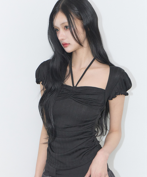 ILLIGO(イリゴ)の「シャーリングホルタートップ ブラック(Tシャツ/カットソー・レディース・その他・OS)」の2枚目の写真