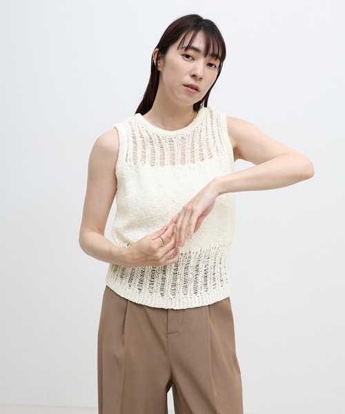 select MOCA(セレクトモカ)の「ミックス編みサマーニットベスト(ベスト・レディース・ベージュ/オフホワイト/ブラック・FREE)」の11枚目の写真