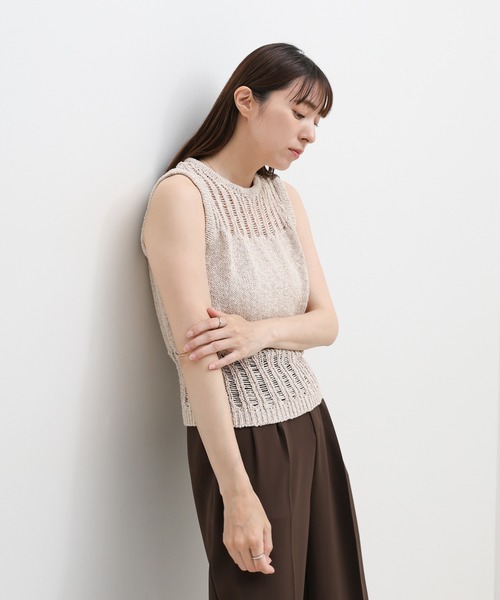 select MOCA(セレクトモカ)の「ミックス編みサマーニットベスト(ベスト・レディース・ベージュ/オフホワイト/ブラック・FREE)」の22枚目の写真
