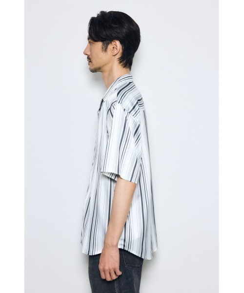 AZUL by moussy(アズールバイマウジー)の「マルチストライプ半袖シャツ(シャツ/ブラウス・メンズ・ホワイト系その他/ブルー系その他/ブラック系その他・MEDIUM/LARGE)」の15枚目の写真