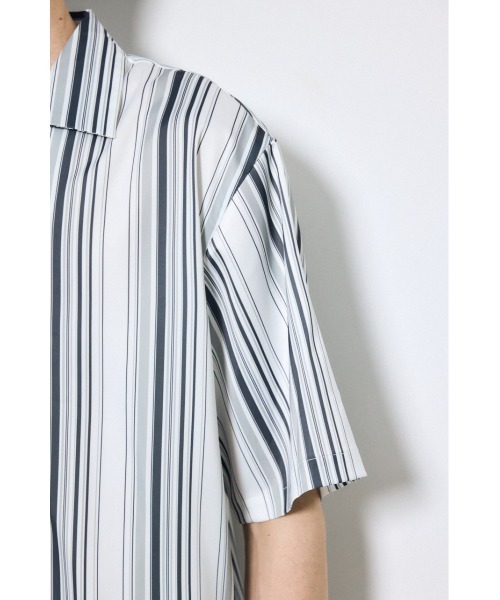 AZUL by moussy(アズールバイマウジー)の「マルチストライプ半袖シャツ(シャツ/ブラウス・メンズ・ホワイト系その他/ブルー系その他/ブラック系その他・MEDIUM/LARGE)」の18枚目の写真