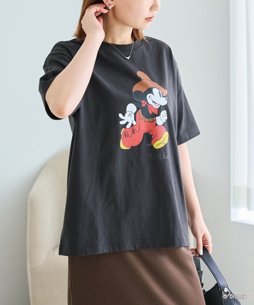 Disney(ディズニー)の「【Disney】別注 <ミッキー>ウエスタン バックプリントTシャツ(Tシャツ/カットソー・レディース・オフホワイト/ブラック・5L/4L/3L/LL/M)」の22枚目の写真