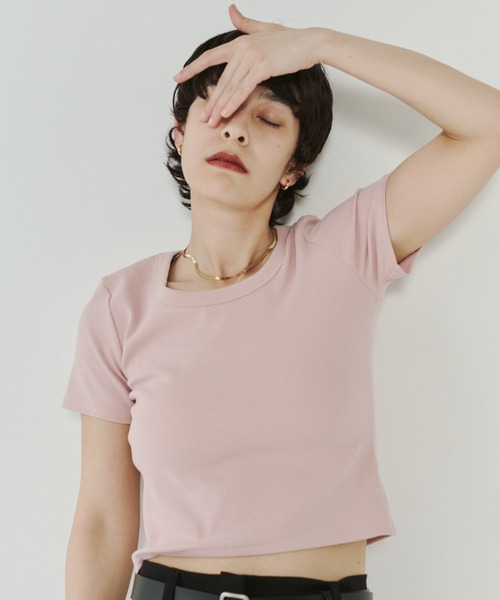 VION(ヴィオン)の「ミニマルフィットティー / Minimal Fit TEE(Tシャツ/カットソー・レディース・ピンク/ブラウン/ホワイト・FREE)」の1枚目の写真