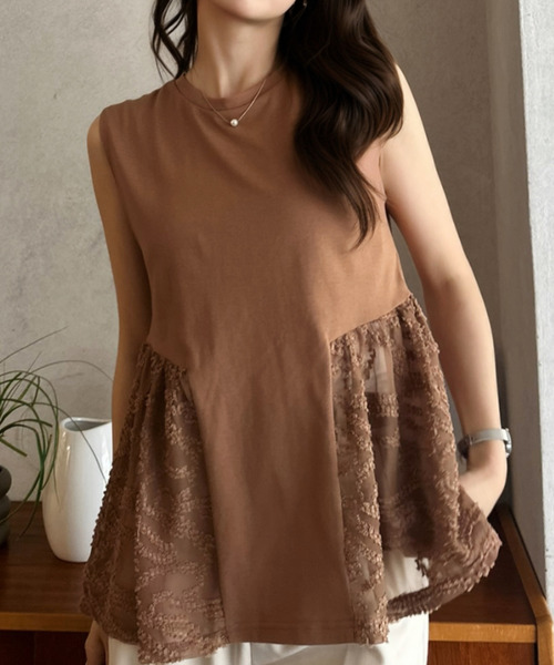 Eclat one（エクラワン）の「【Eclat one】サイドレース切り替え ペプラム カットソー トップス（Tシャツ/カットソー・レディース・アイボリー/モカ/ブラック・M）」の19枚目の写真