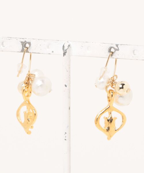 VIBGYOR(ヴィブジョー)の「【MUURABBTI】コットンパールのエレガントピアス(MA)(ピアス(両耳用)・レディース・ゴールド・FREE)」の4枚目の写真
