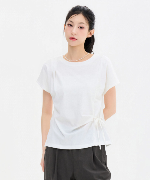 CHASECULT(チェイスカルト)の「レディース ネック変形ストリング 半袖Tシャツ-FBRG5866D0A(Tシャツ/カットソー・レディース・アイボリー・85/90)」の4枚目の写真