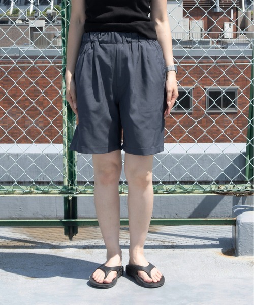 UNIVERSAL OVERALL(ユニバーサルオーバーオール)の「UNIVERSAL OVERALL / CHILLPAN SHORTS / テックリネンショーツ(その他パンツ・メンズ・ブラック/グレイッシュブルー/ベージュ・M/L)」の3枚目の写真