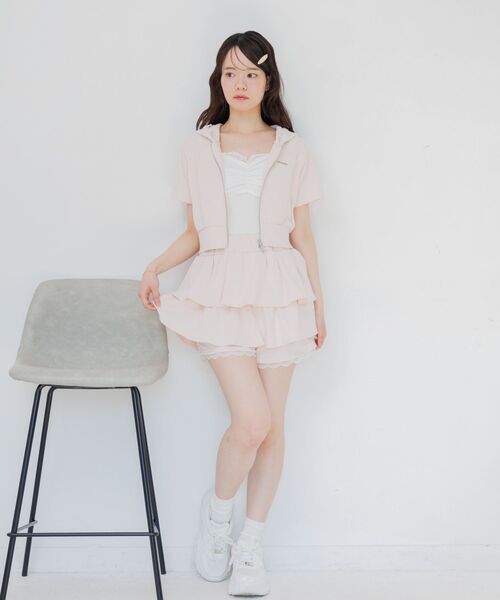 ems excite(エムズエキサイト)の「パーカー&フリルスカパンSET(パーカー・レディース・ピンク/ホワイト系その他/ライトグレー・FREE)」の6枚目の写真