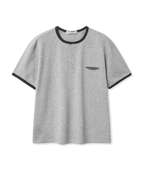 INTEMPOMOOD(インテンポムード)の「リングチェックポケットヘンリーネックTシャツ : 3カラー(Tシャツ/カットソー・メンズ・グレー/アイボリー/ブラック・MEDIUM/LARGE)」の3枚目の写真
