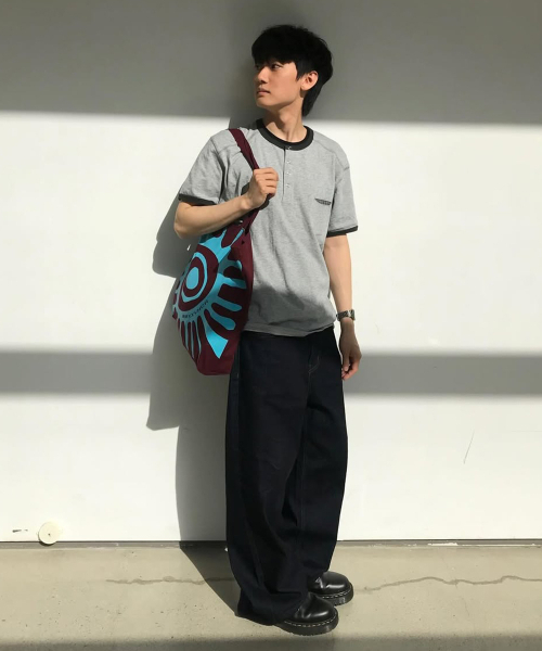 INTEMPOMOOD(インテンポムード)の「リングチェックポケットヘンリーネックTシャツ : 3カラー(Tシャツ/カットソー・メンズ・グレー/アイボリー/ブラック・MEDIUM/LARGE)」の12枚目の写真