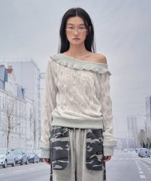 SOMSOC（ソムソック）の「DIM WRINKLE RAW-CUT SWEATSHIRT_WHITE（Tシャツ/カットソー）」