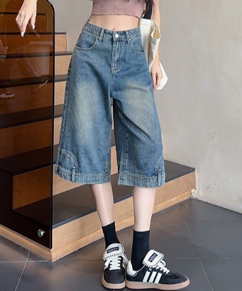 NANEA(ナネア)の「リメイク風 逆さポケット デニムワイドハーフパンツ(デニムパンツ・レディース・ブルー・LARGE/MEDIUM/SMALL)」の2枚目の写真