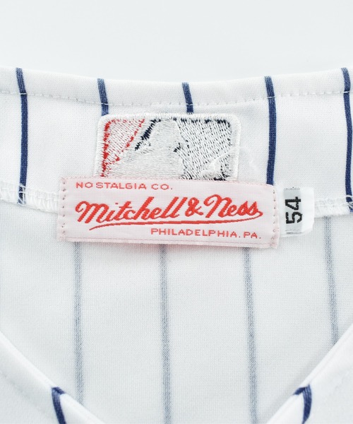 NBA/NFL/NHL/MLB(エヌビーエーエヌエフエルエヌエイチエルエムエルビー)の「【USED】Mitchell & Ness “MLB New York Yankees / #3 RUTH“ ゲームシャツ(シャツ/ブラウス・メンズ・ホワイト・X-LARGE)」の2枚目の写真