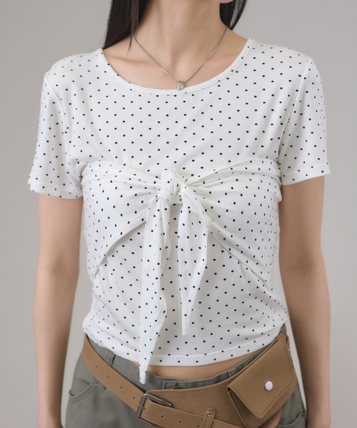 apres jour mignon(アプレジュールミニョン)の「スカーフ付きトップス(Tシャツ/カットソー・レディース・モカ/ネイビー/オフホワイト・LARGE/フリー)」の13枚目の写真