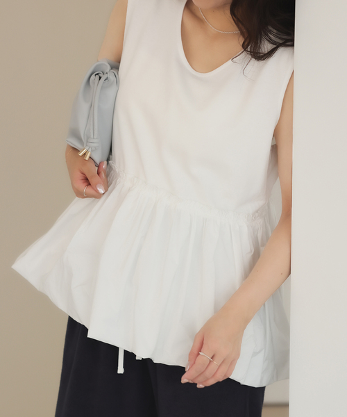 SLOBE IENA(スローブイエナ)の「バルーンコンビカットソー(Tシャツ/カットソー・レディース・ブラック/ホワイト・FREE)」の2枚目の写真